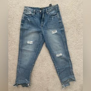 Buffalo Women’s Jeans -girlfriend high rise relaxed fit